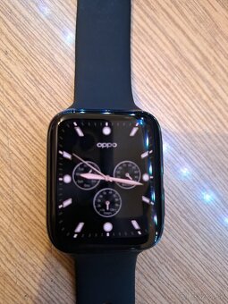 Oppo Watch - WiFi, bezkontaktne platby, WEAR OS