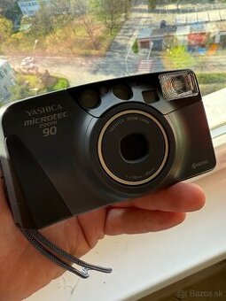 Yashica microtech zoom 90 - 1