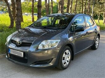 Toyota Auris 1.33 VVTi, Nová STK + EK