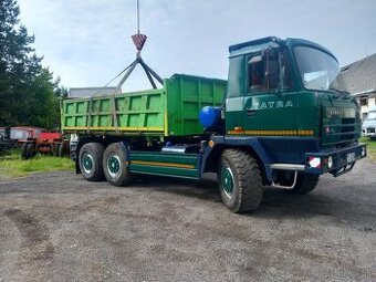 Tatra 815