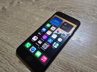 Iphone se 2020 plnefunkcny telefon s nabijacim kablom ma len