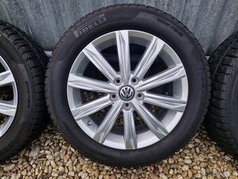 VW Stockholm Touran 5x112 R17 215/55 R17