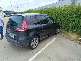 Renault Megane Scenic 1.6 benzín.
