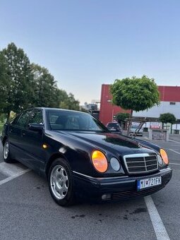 Mercedes Benz E-Class W210 220d 1995