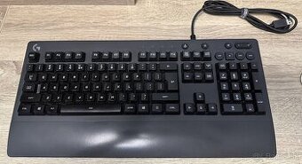Klavesnica Logitech G213