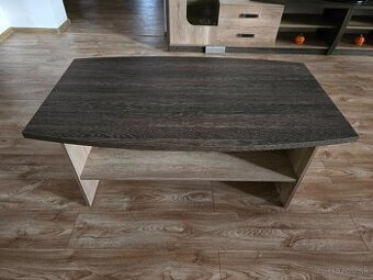 STOLÍK DO OBÝVAĆKY