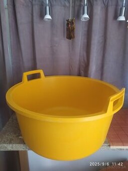 PREDÁM LAVÓR S UŠAMI.