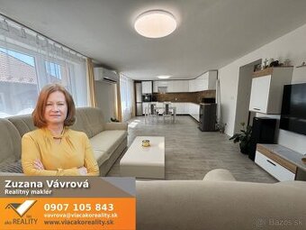 Veľký dvojgeneračný RD s bazénom v obci Petrova Ves