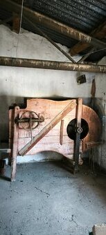 Starožitna triedicka