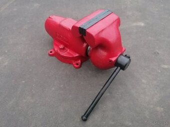 Predám zverák YORK 125