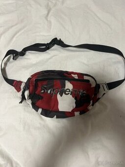 SUPREME CAMO WAIST BAG