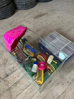 Akvárium,klietka a príslušenstvo pre chov škrečkov