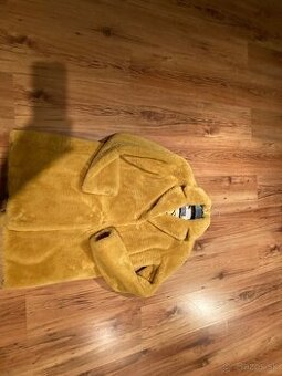 Damsky zimny kozusok