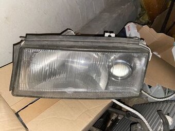 Predám predné ľavé svetlo na octavia 1