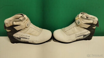 Predám dámske topánky na bežky ROSSIGNOL EU-36.NNN.