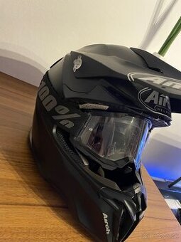 MotocrossHelma Airoh