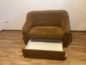 Darujem kreslo a 2-kreslo