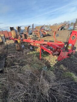 Otočný pluh Pötinger Servo 4+1