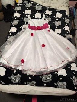 Dievčenské spoločenské šaty