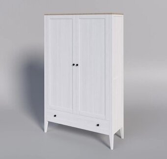 Skriňa z masívu SALO