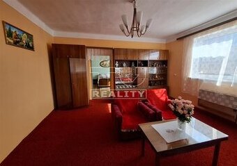 EXKLUZÍVNE ponúkame trojpodlažný rodinný dom na predaj –...
