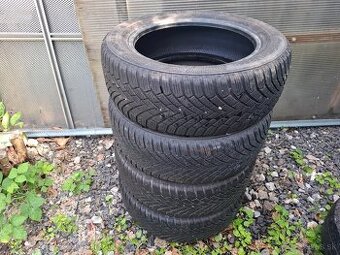 Continental 205/55 r16 Rok 22/17 Vzor 5,5mm Cena 40eur za