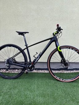 Karbónový bicykel