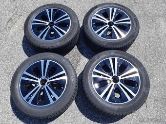 02. Mercedes- Benz E 225/55 R17 - ZIMNÉ