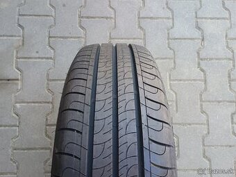 Letné pneu GoodYear EfficientGrip Cargo 195/65 R16C