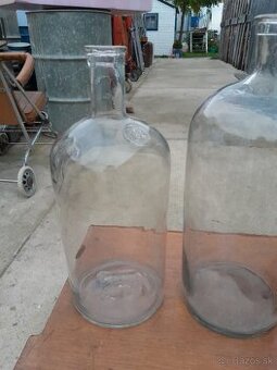 Predám staré sklenené demižóny