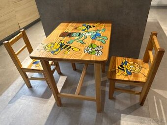 Detský nábytok - stolík a dve stoličky