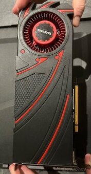 AMD Radeon R9 290