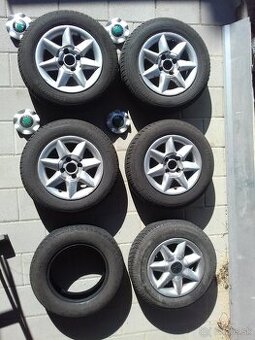 Predám letné BARUM-ky na AL diskoch 165/70 R13  79T