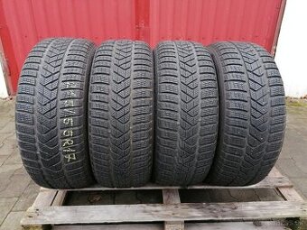 Zimne 215/55R17 Pirelli