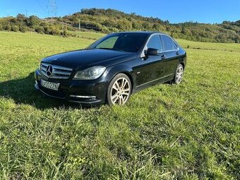 Mercedes Benz 300 CDI 4 Matic