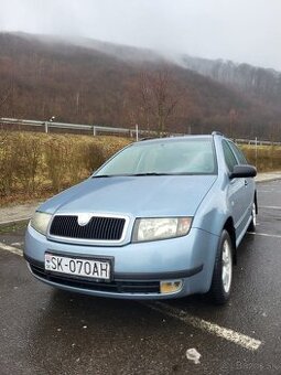 Škoda fabia 1.2htp 47kW combi šedá metalíza