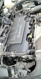 Opel Astra J 1.4 2014 predám motor A14NET, PREDNE SVETLO