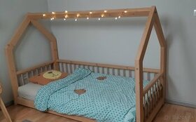 Drevenná posteľ pre deti