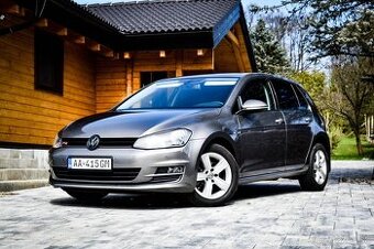 Volkswagen Golf 1.2 TSI BMT 105k R-Line Comfortline