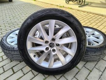 Letna sada 215/55 R17 original Škoda