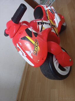 Odrážadlo Injusa motorka