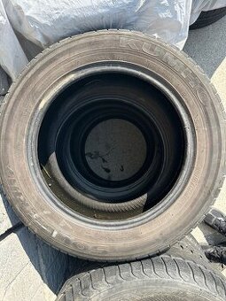 195/60 R15 88H