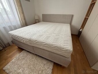 Boxspring postel s matracmi