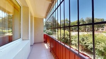 2i.byt 54m, loggia 7m, Púpavova ul.,Karlova Ves,pôvodný stav