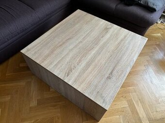 Predám konferenčný stolík 90×90 cm – dub sonoma