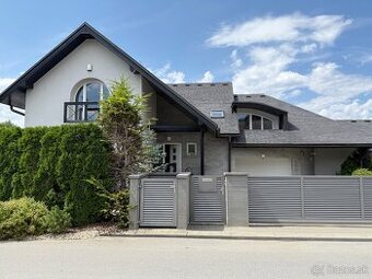 Predaj rodinnej vily s krásnou záhradou 1250 m2 | Stránske |