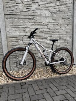 CUBE Access WS EXC, model 2023 - ako NOVÝ