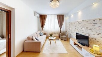 PINK Reality - Šikovný 2-izbový byt v srdci Šale – Hlavná ul