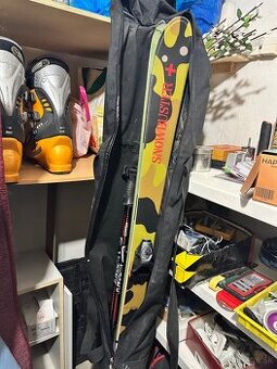 Lyže Rossignol Castelbajac + Salomon lyžiarky