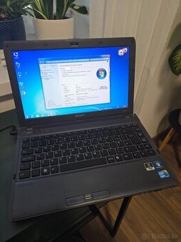 Sony Vaio VPCS13C5E, Intel i5, 4gb ram,300gb hdd